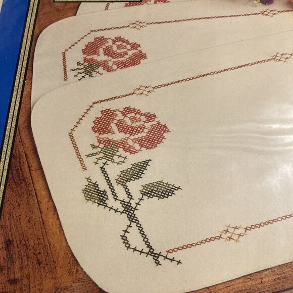 Vogart Crafts 4= Placemats Embroidery Kit Cream Floral Fancy 8738C - Picture 2 of 3